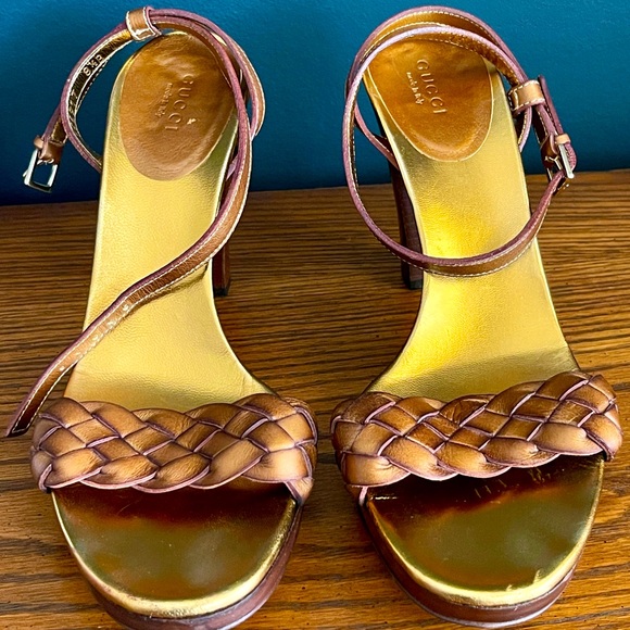 Gucci Shoes - GUCCI Leather Braided Platform Sandal Size 8.5